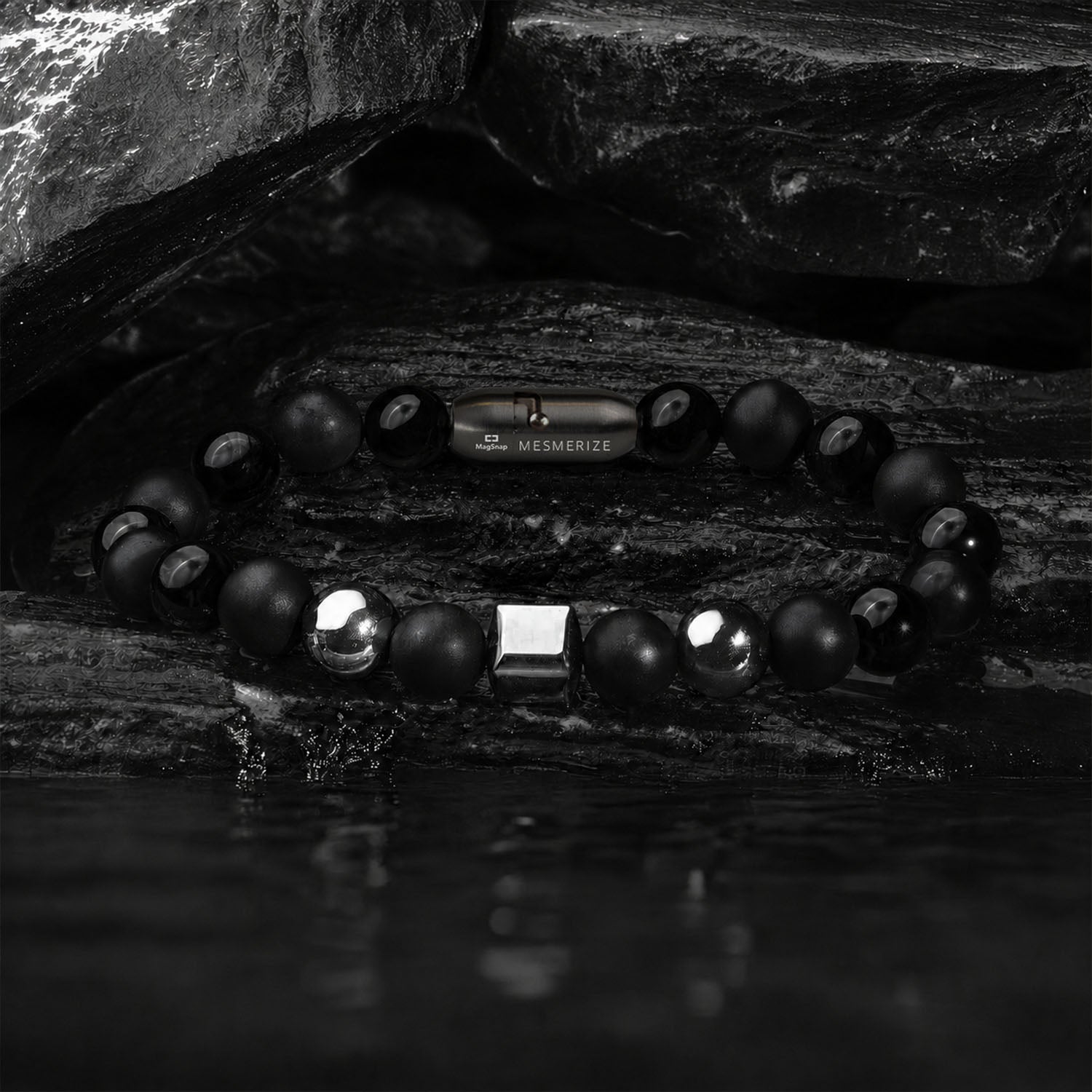 Stealth Gloss Black Bracelet With Magsnap2