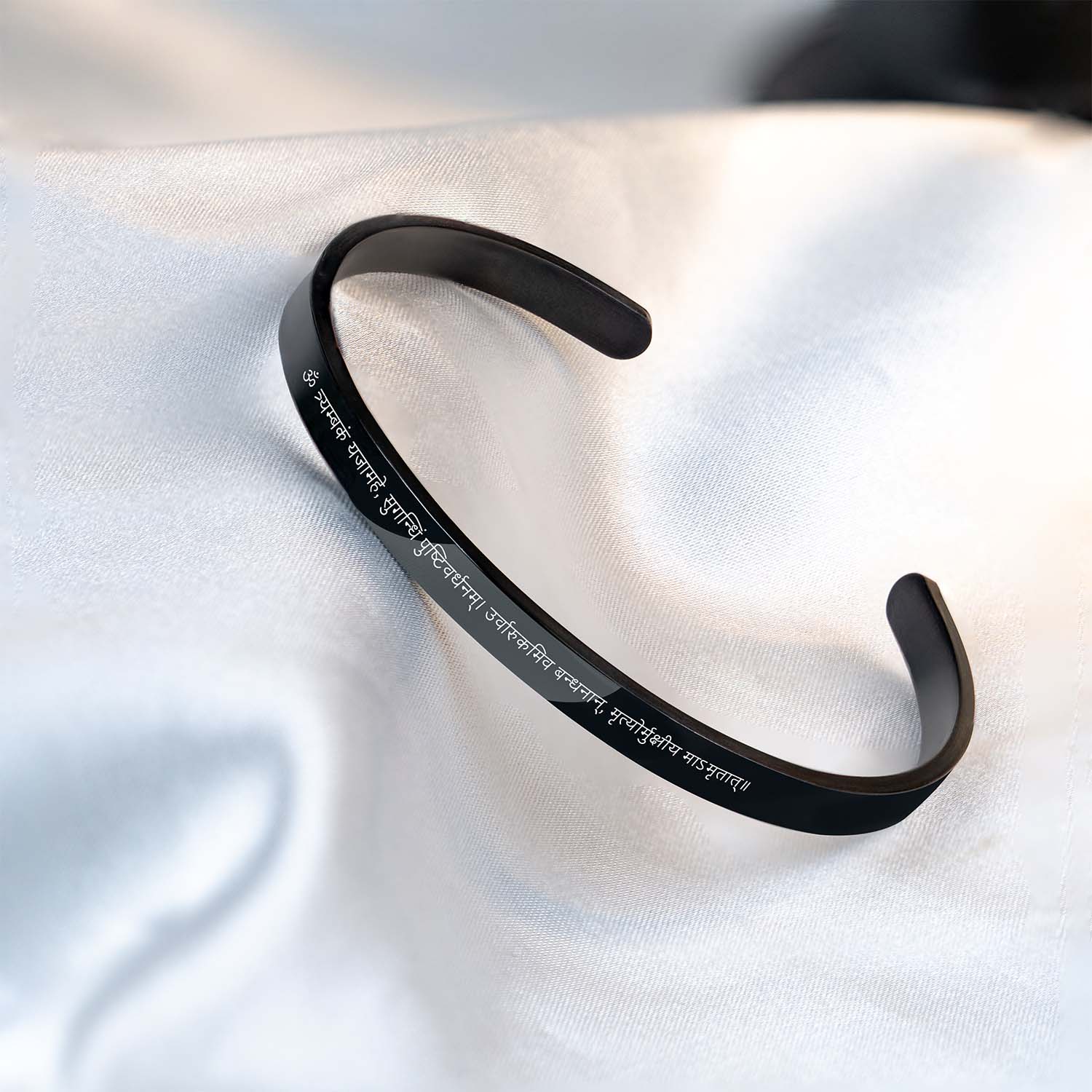 Maha Mrintujay Mantra Gloss Cuff Adjustable Bracelet Black