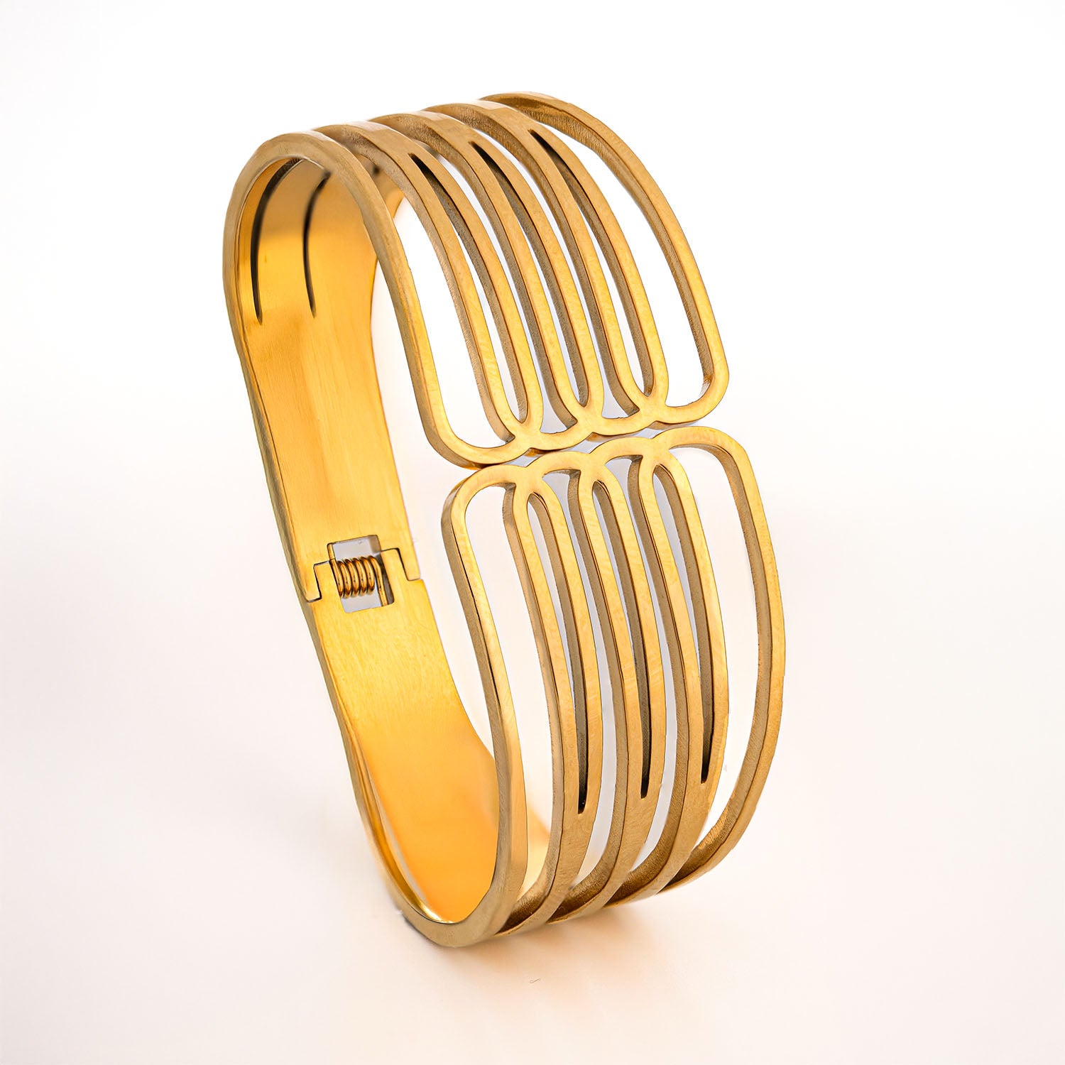 Orla Wave Infinite Loop 18K Gold Statement Openable Bracelet
