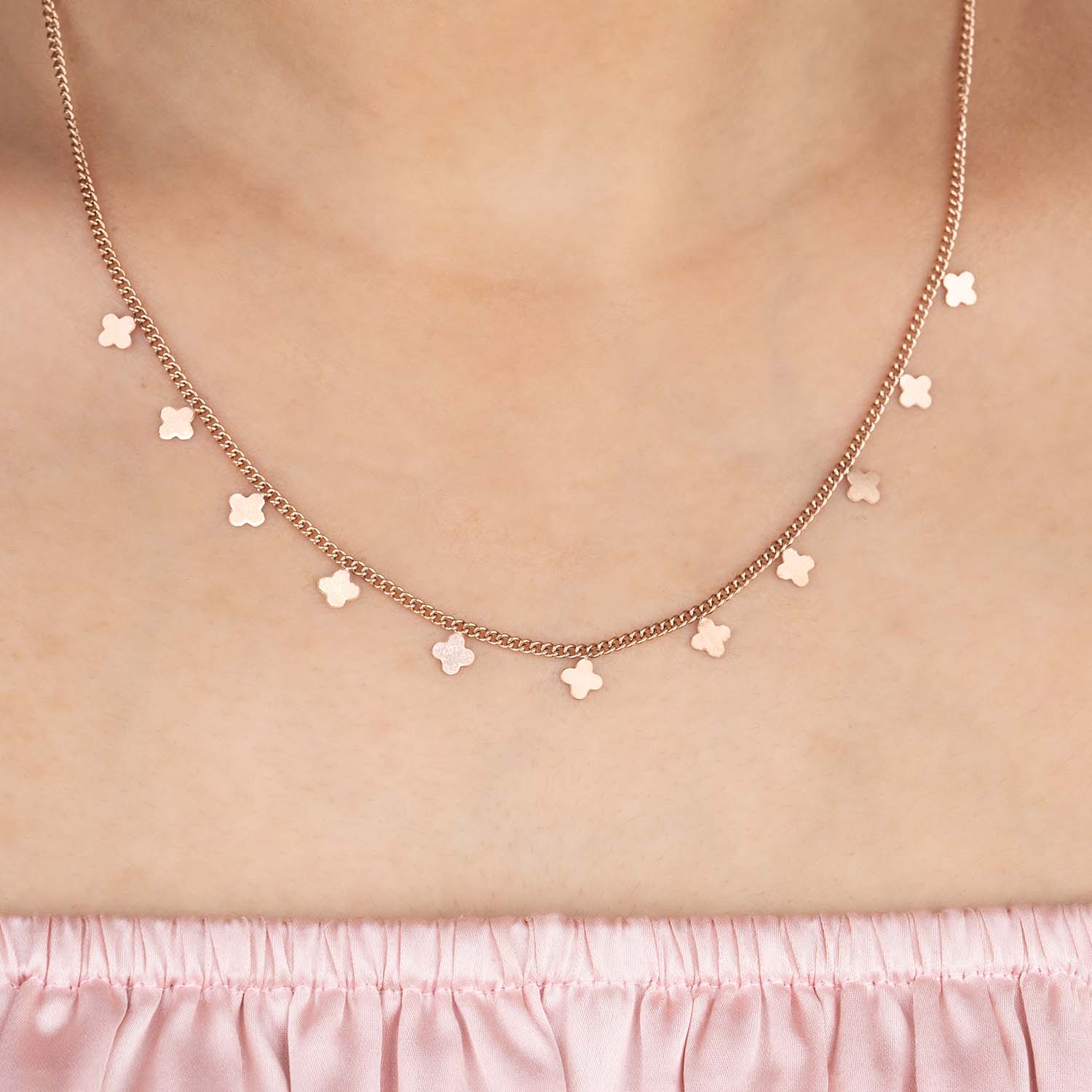 W Premium Jewellery Necklace Dainty Clover Rose Gold
