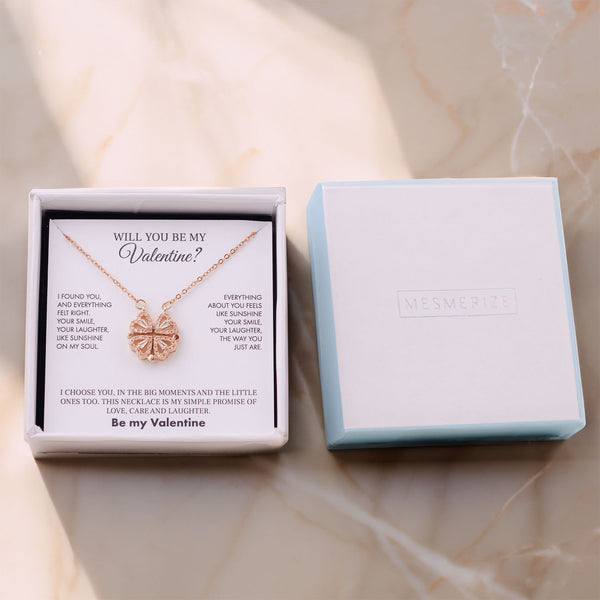 Magnetic Clover Heart Necklace Rose Gold
