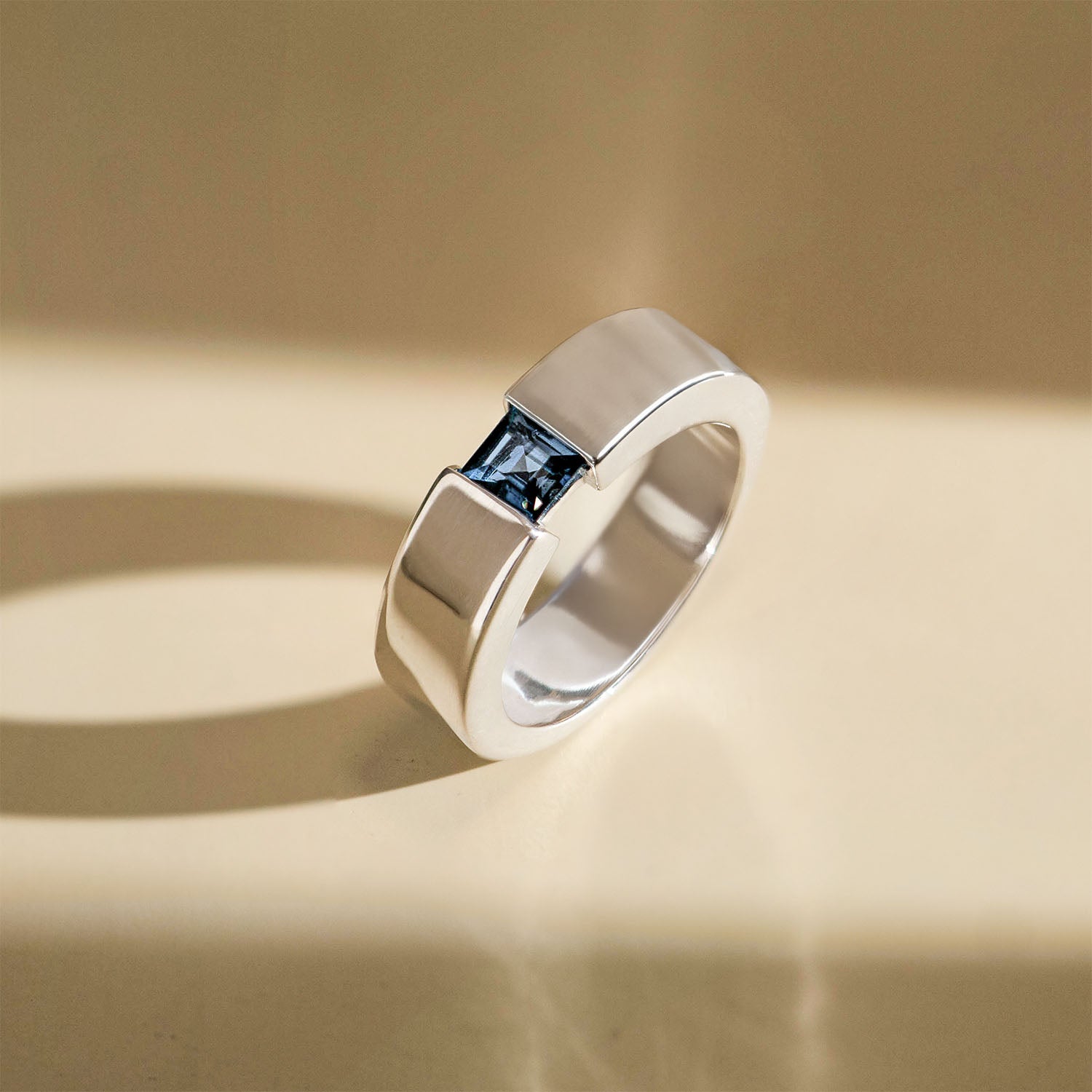 925 Sterling Silver Ring With Natural Blue Topaz Gem Stone