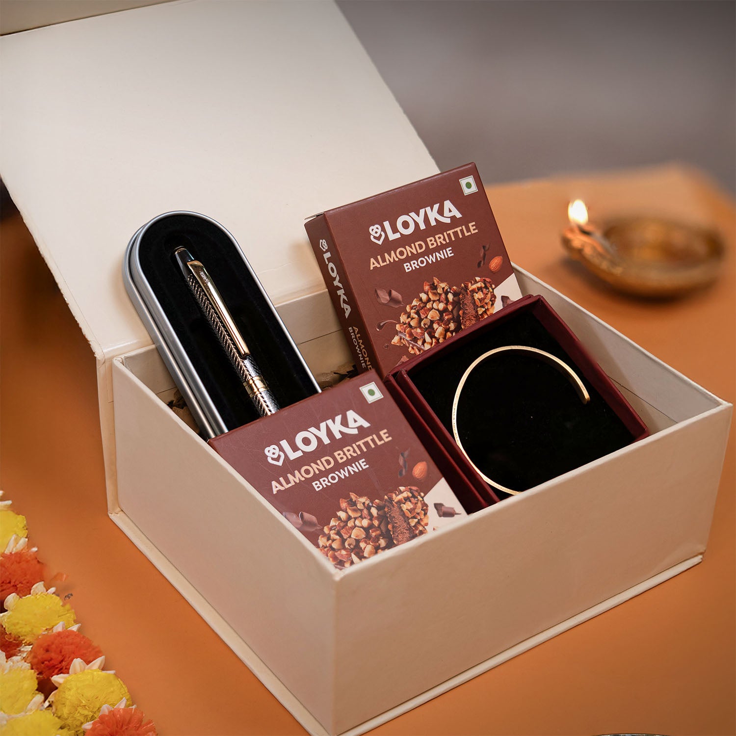 9 Chakra Gloss Bracelet Hamper