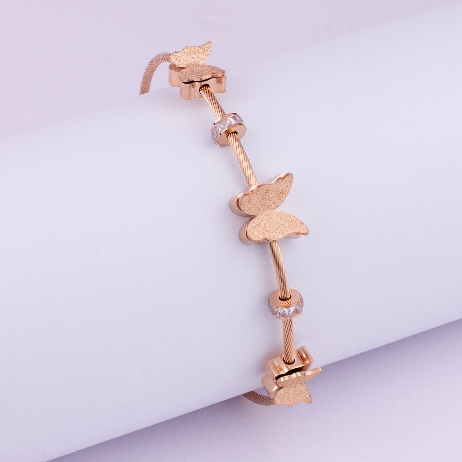 W Premium Jewellery Butterfly Diamond magnetic bracelet