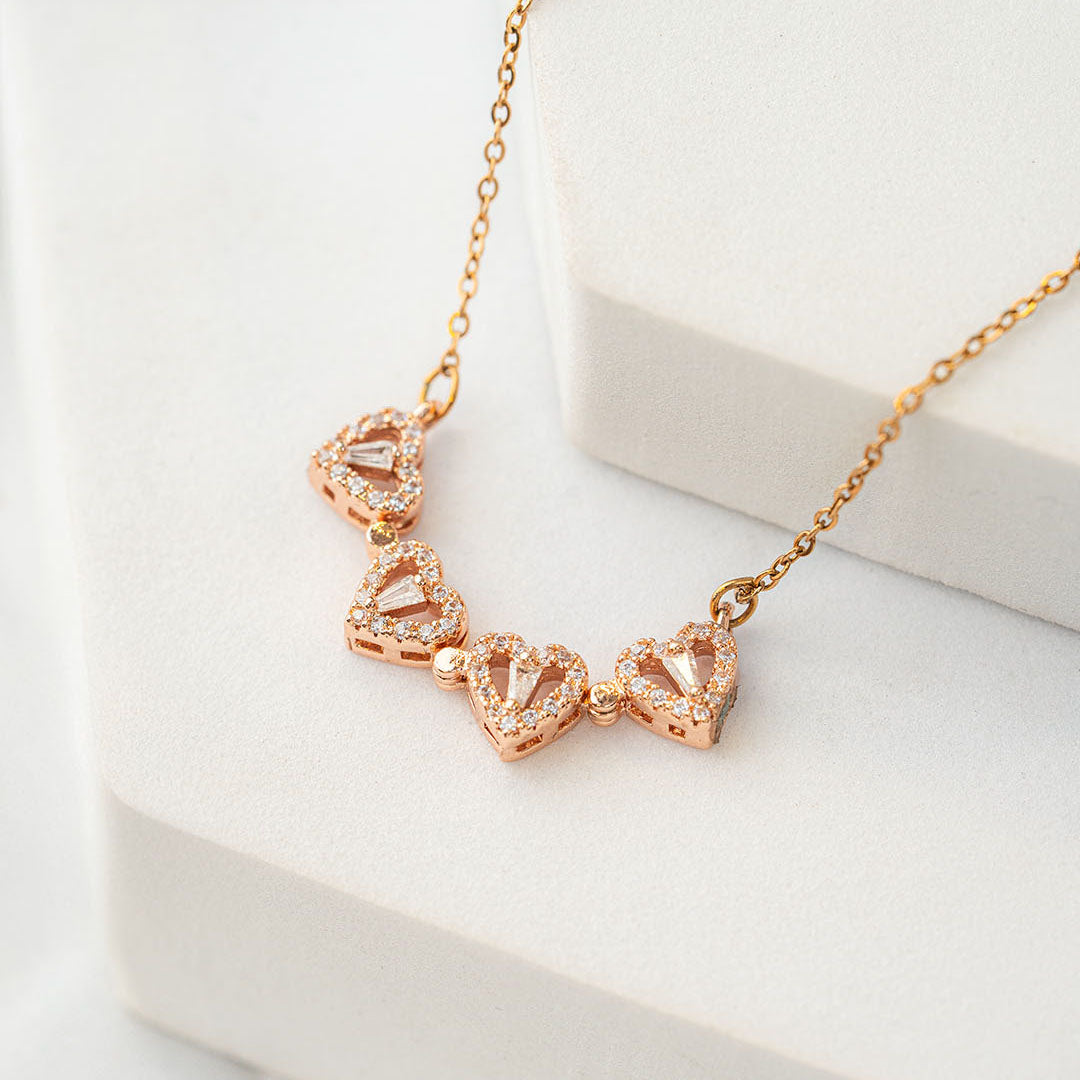 W Premium Jewellery Necklace Clover Magnetic Rose Gold