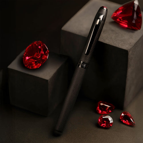 Black Garnet Magsnap