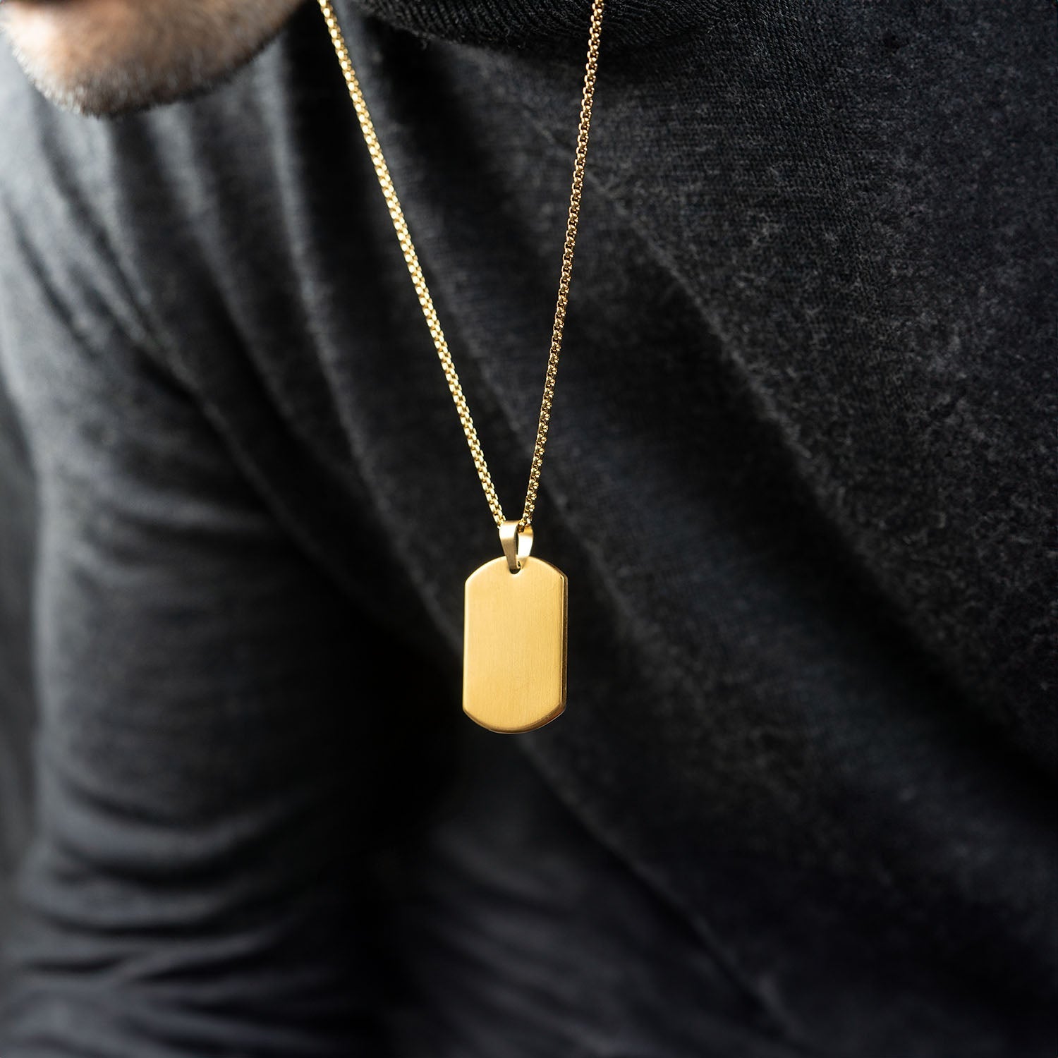 M Premium Jewellery Necklace Dog Tag Gold