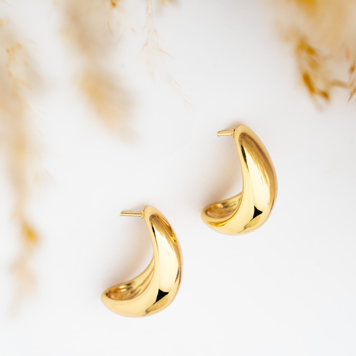 Margo Teardrop 18K Gold Stud Earrings