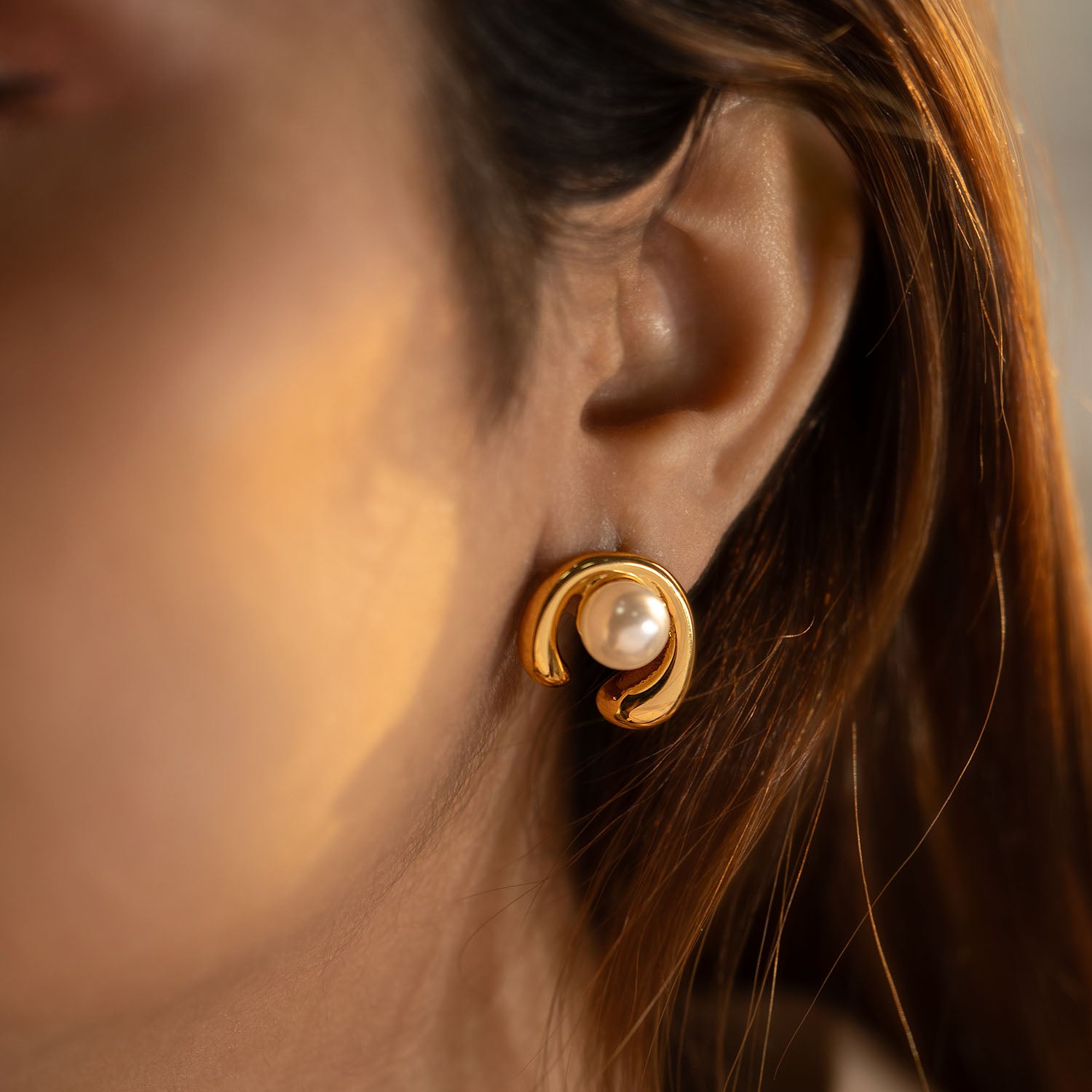 Maria Pearl 18K Gold Stud Earrings