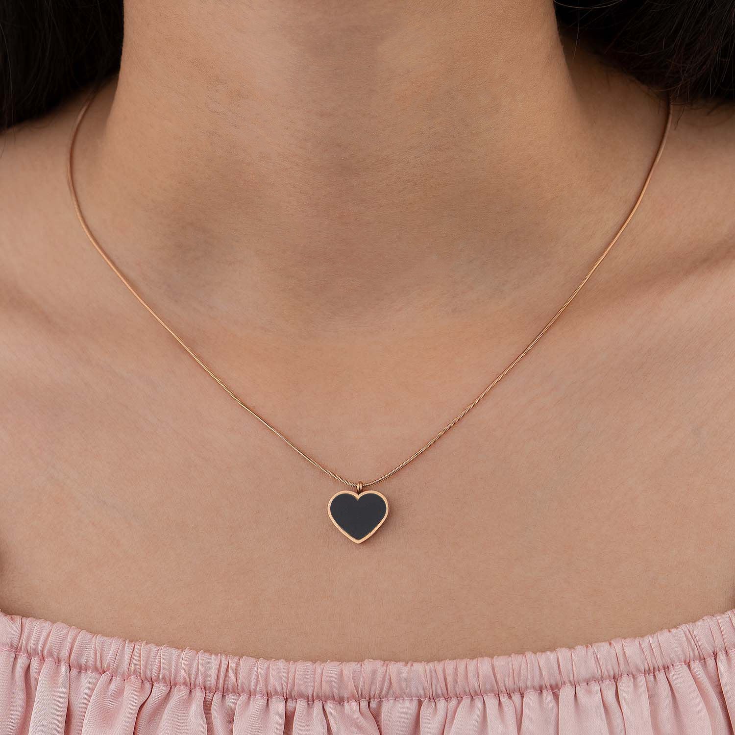 Pendant necklace - Black/Heart - Ladies | H&M IN