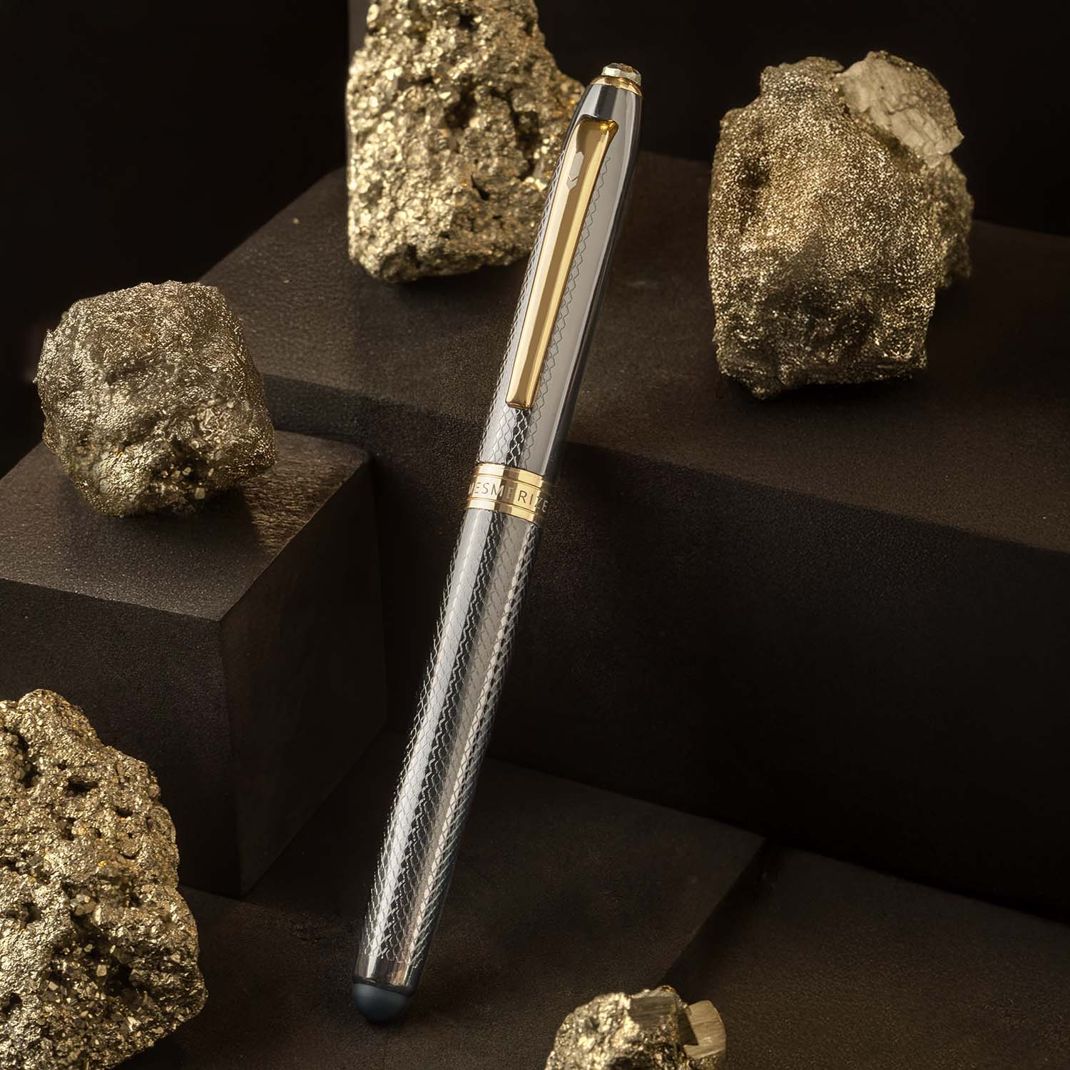 Pyrite 2 in 1 Magsnap Pen Hamper