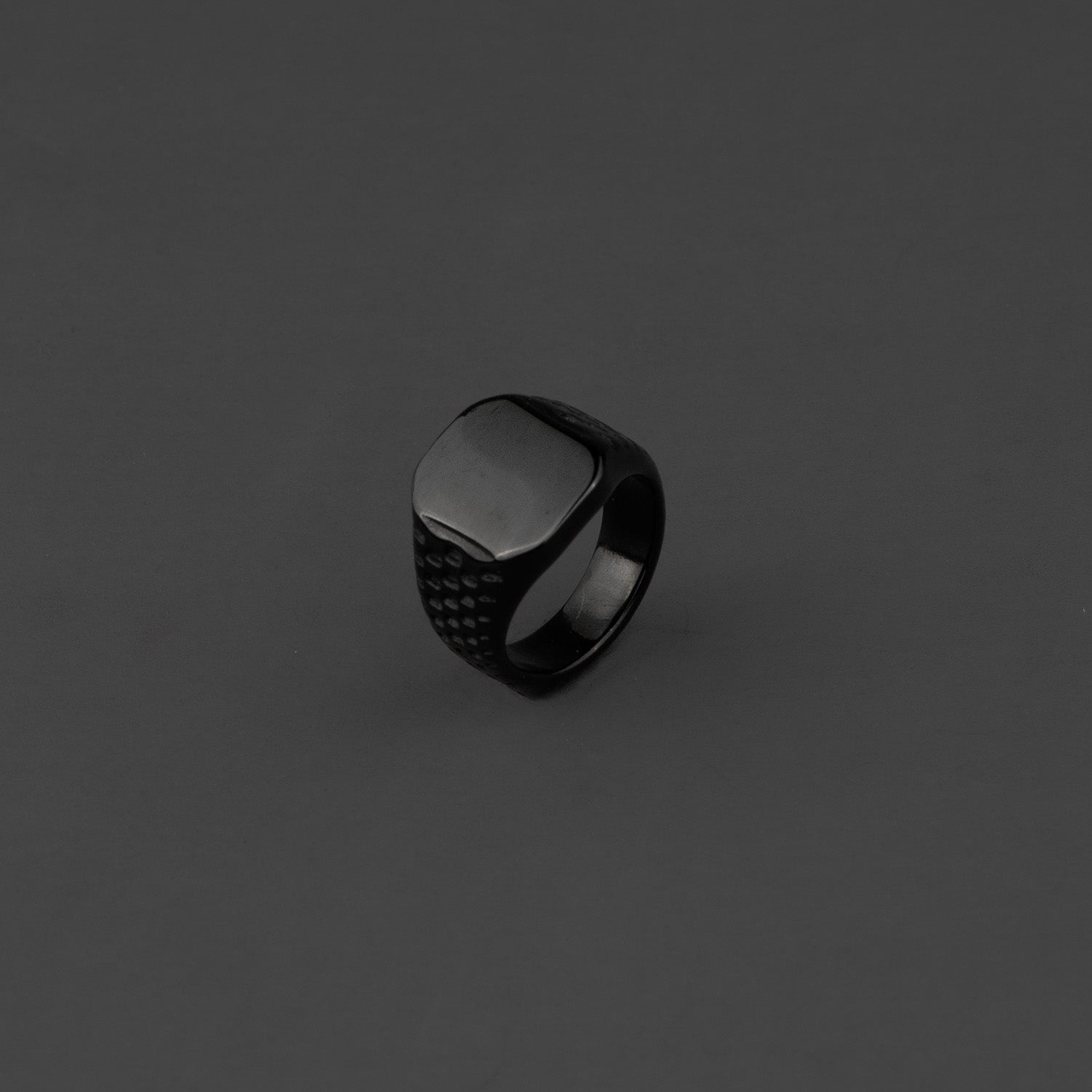 M Premium Jewellery Black Boss Ring