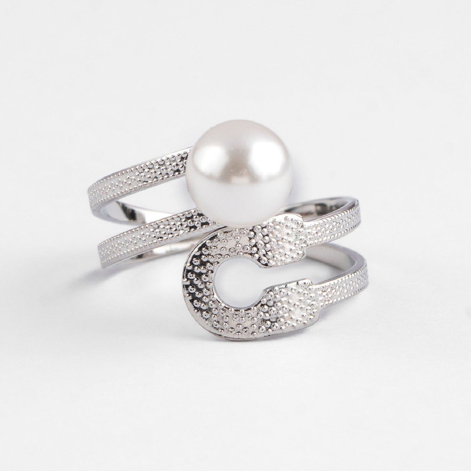 W Premium Jewellery Silver Clip Pearl Adjustable Ring