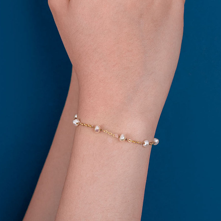 Cleopatra Gold Freshwater Pearl Bracelet