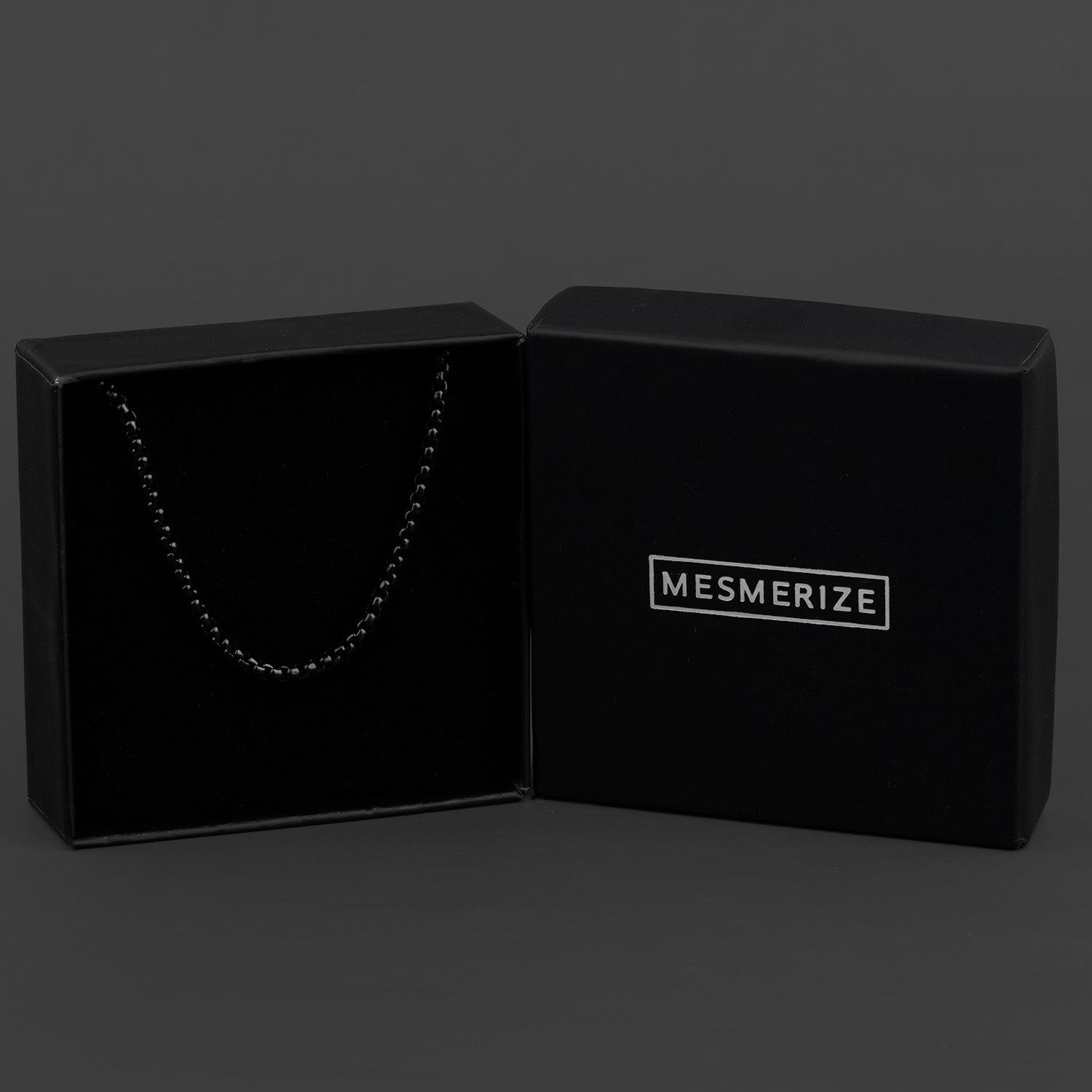 M Premium Jewellery Necklace Hermes Black