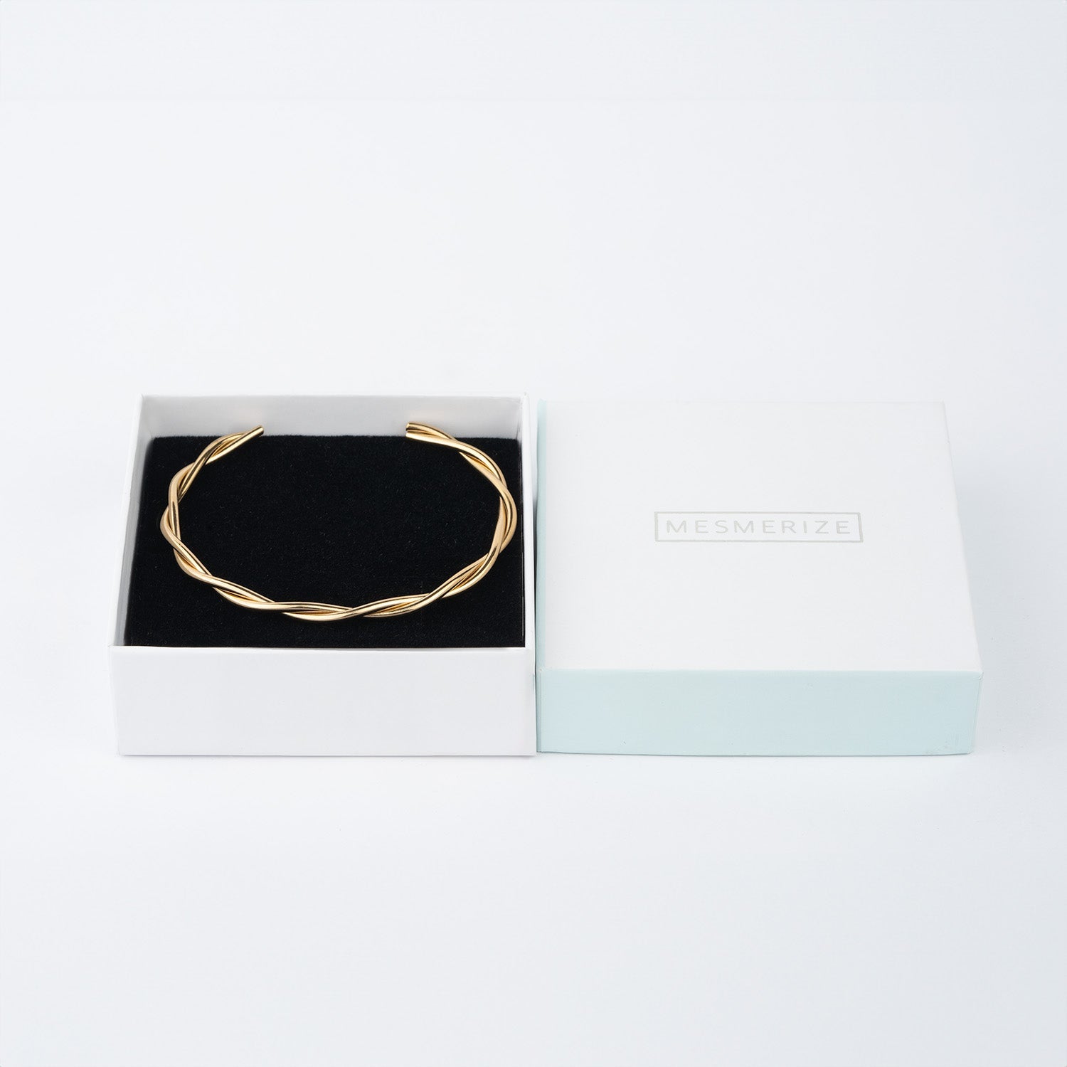 W Premium Jewellery Bracelet Twisted Gold