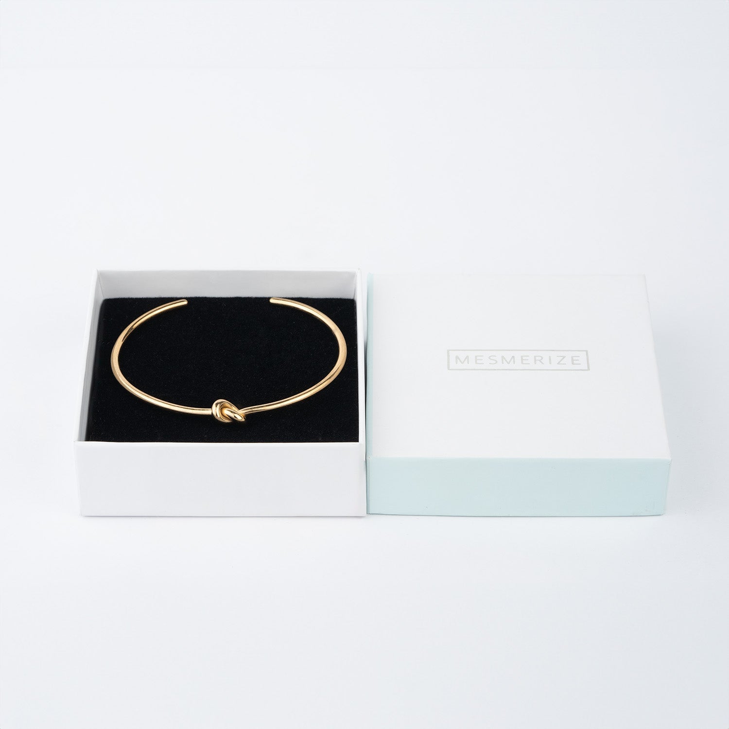 W Premium Jewellery Bracelet Knot Gold