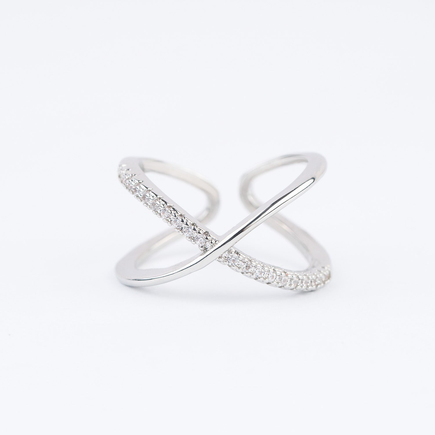 14KT White Gold Twist Knot Ring 0.10 CT. T.W. - Spence Diamonds